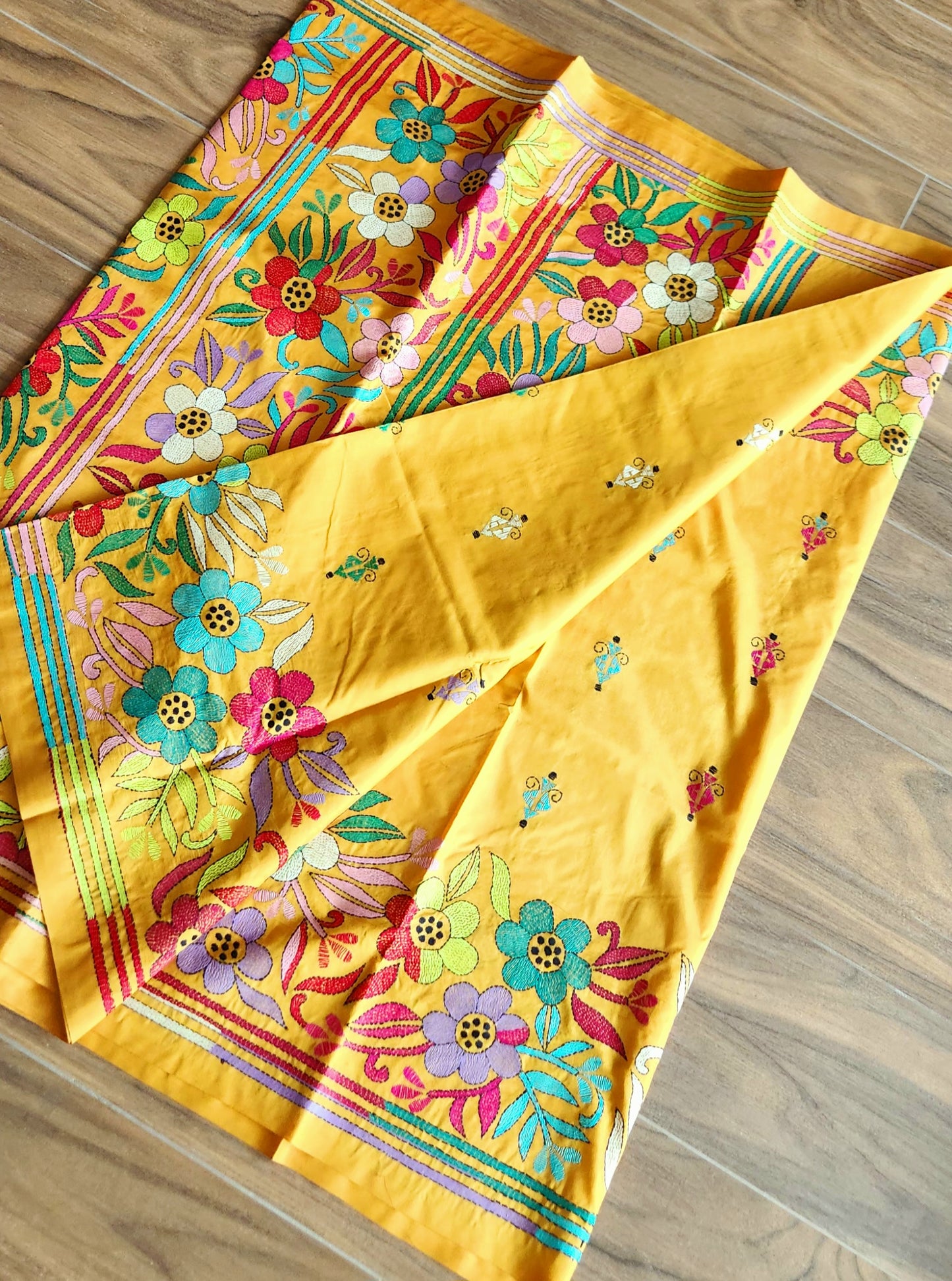 PERIWINKLE KANTHA SAREE