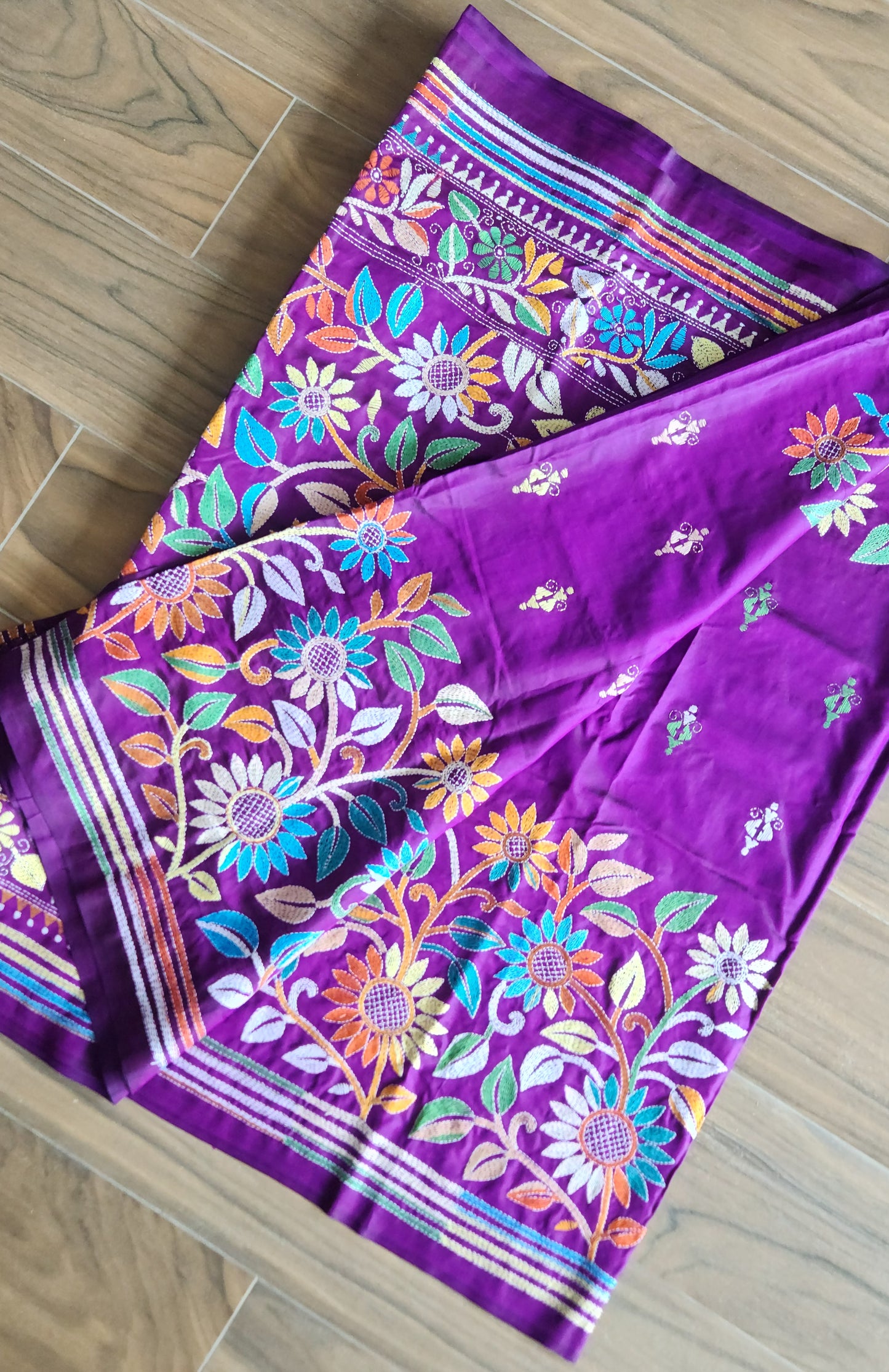 FLORAL KANTHA SAREE
