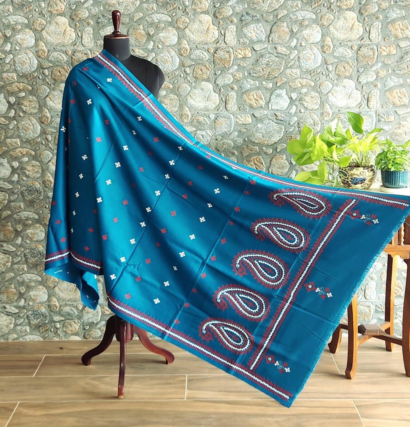 KUTCH WOOLEN SHAWL