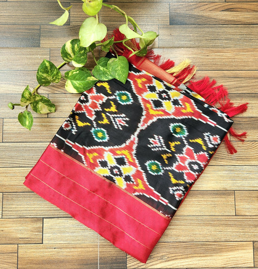 Patola Silk Dupatta Black and red dupatta Handloom Indian gifts Wedding Shopping  ikat dupatta