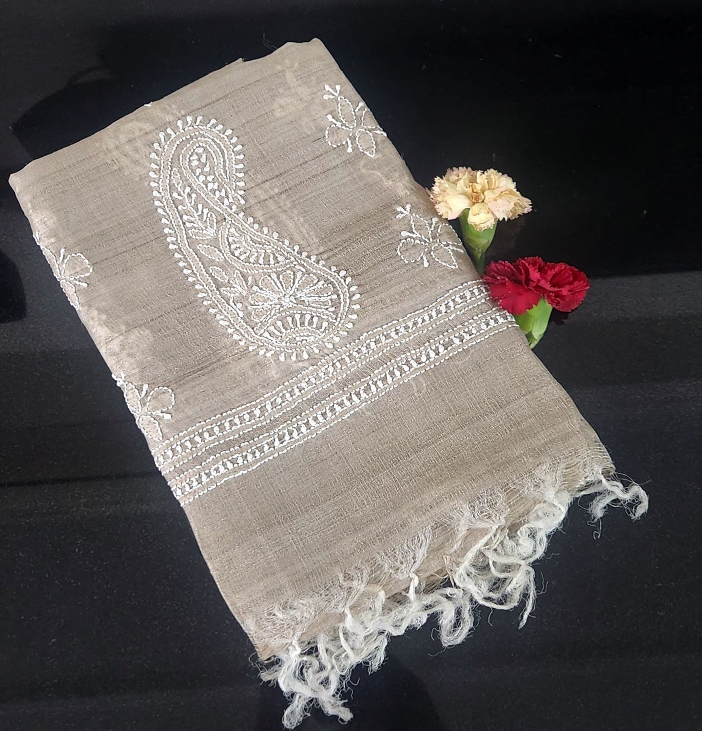 Chikankari dupatta