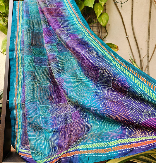 PEACOCK COLORS