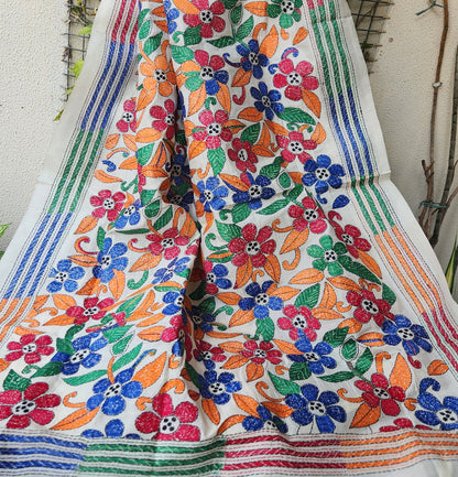 Kantha dupatta colors floral