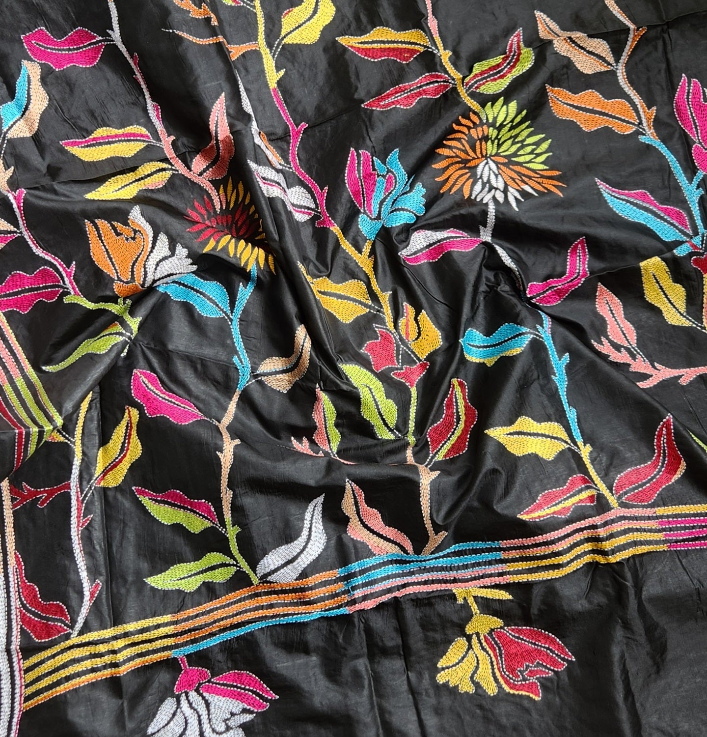 DANDELION KANTHA SAREE
