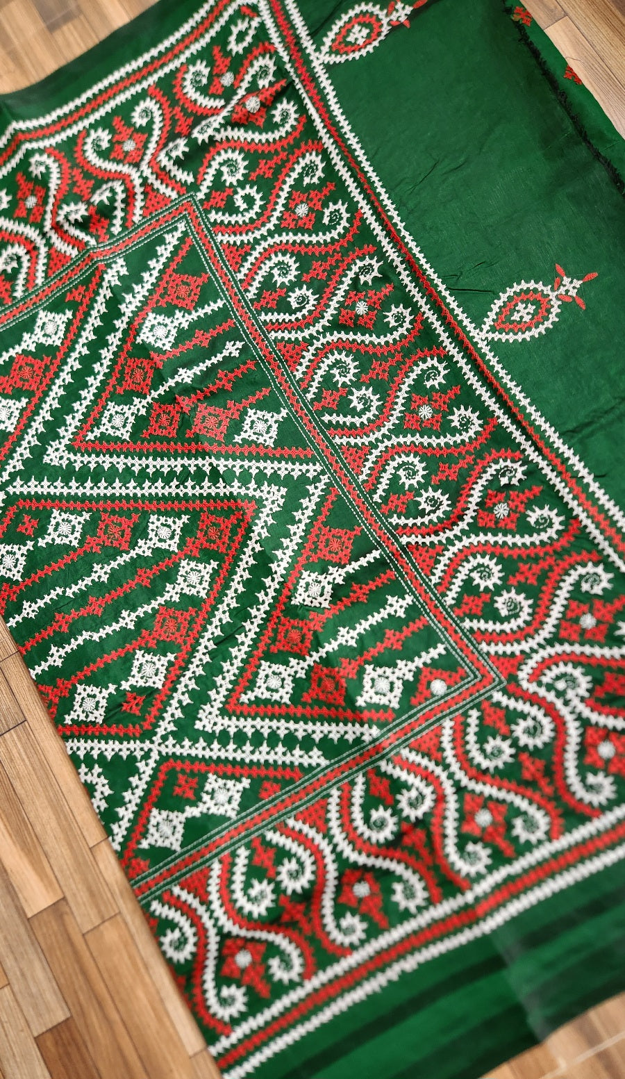 White silk saree handmade kutchwork saree kutchibharat green saree mehndilook wedding shopping