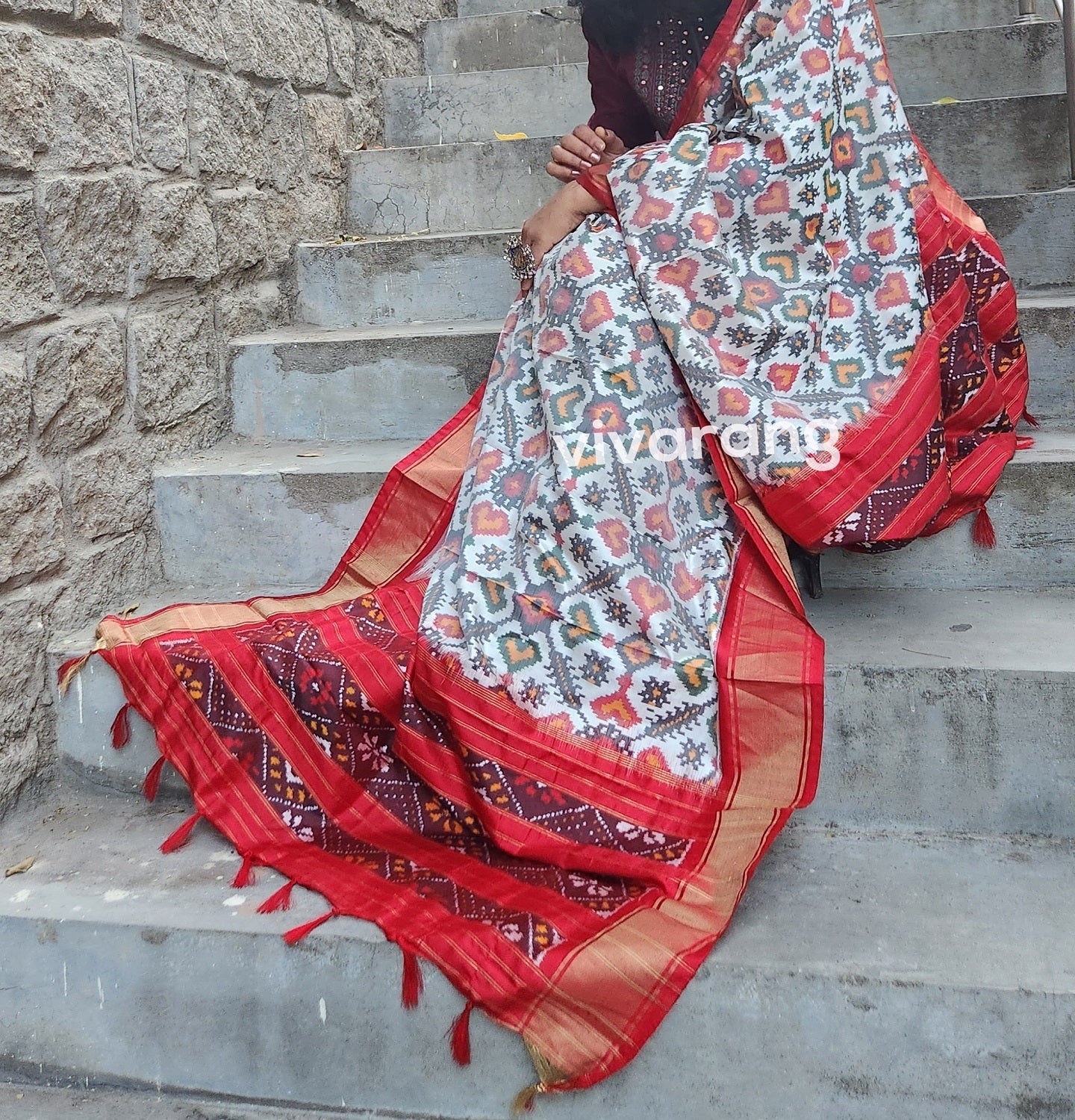 modi ji dupatta ikat patola dupatta white and red silk designer dupatta