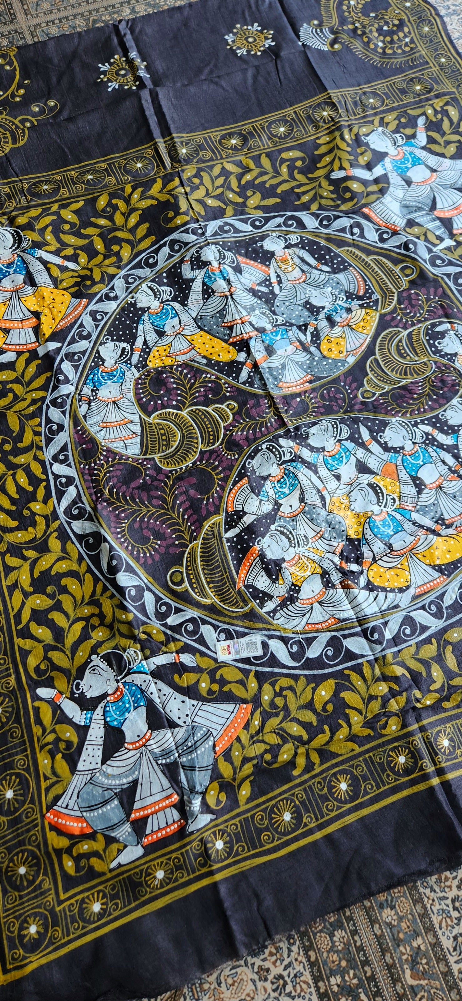 Pattachitra sare eblack saree golden saree saree as gifts Diwali shopping Indian saree