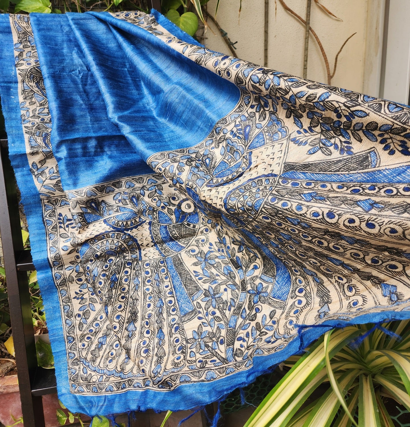 MADHUBANI SILK DUPATTA madhubanionline madhubanidupatta handpaintedgifts BLUE peacocks