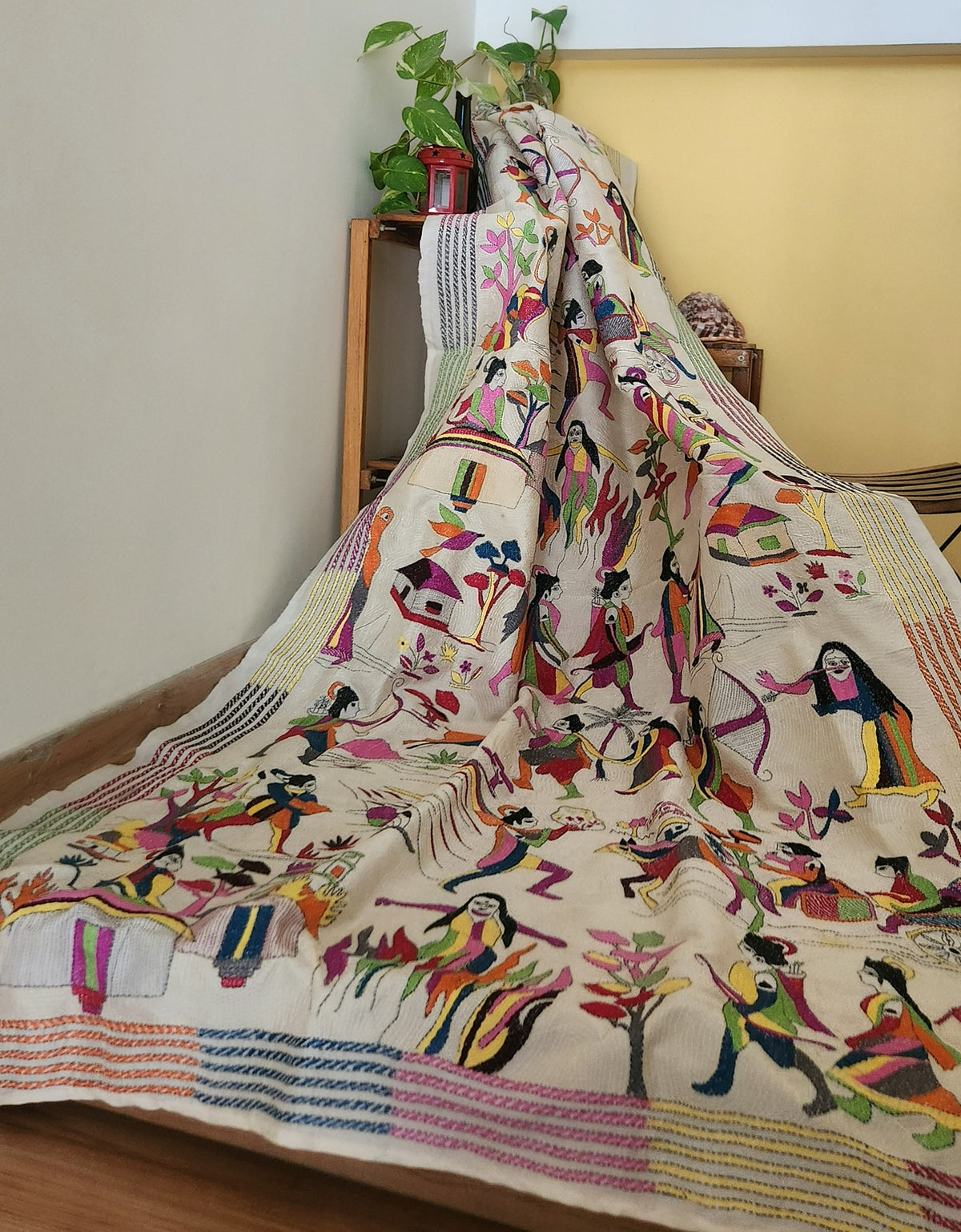kantha dupatta Ramayana dupatta designer dupatta handmade dupatta Diwalishopping shekantha iTokri Indian gifts wedding gift 
