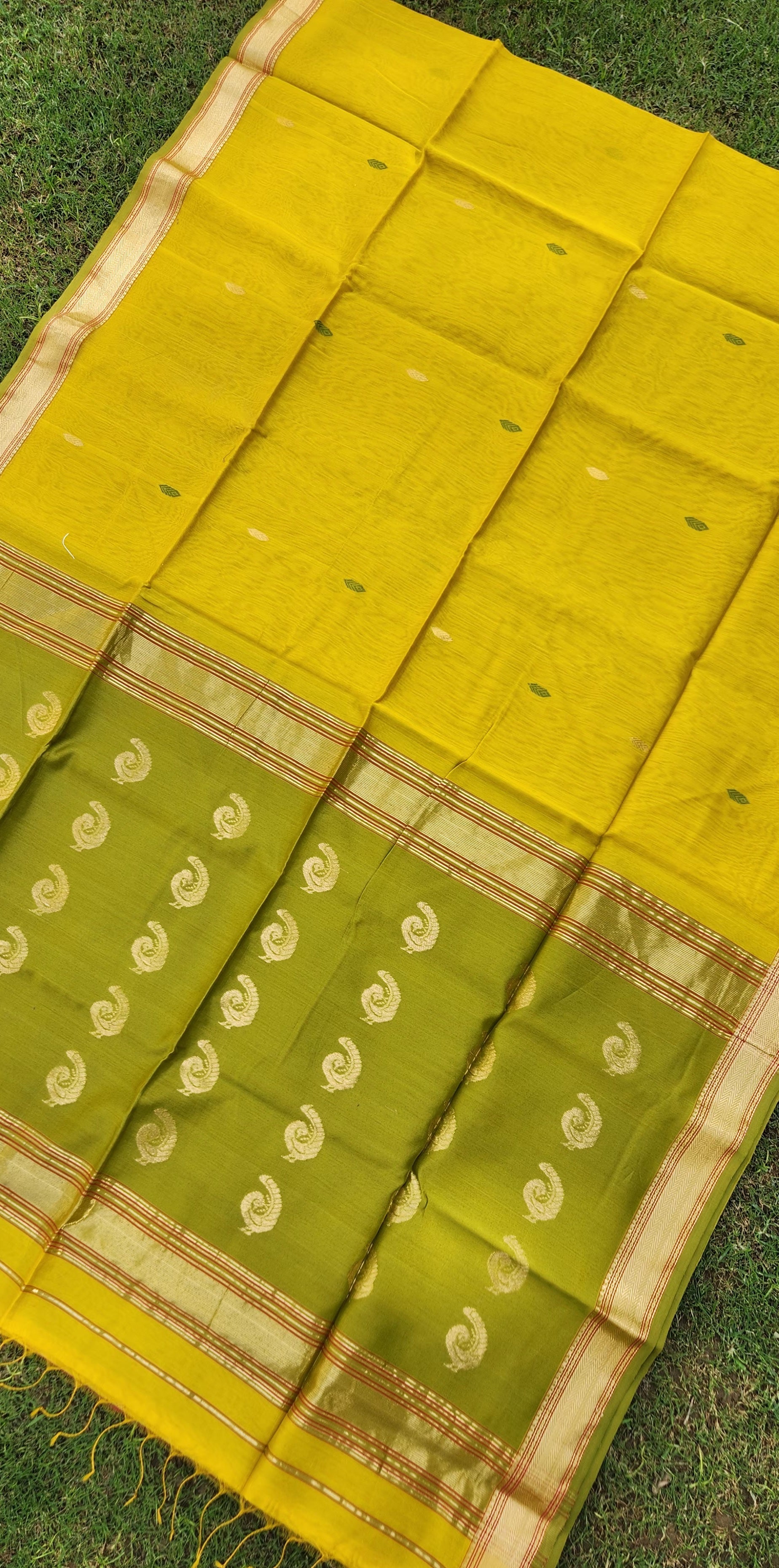 Yellow saree green saree Maheshwari handloom saree Haldi saree