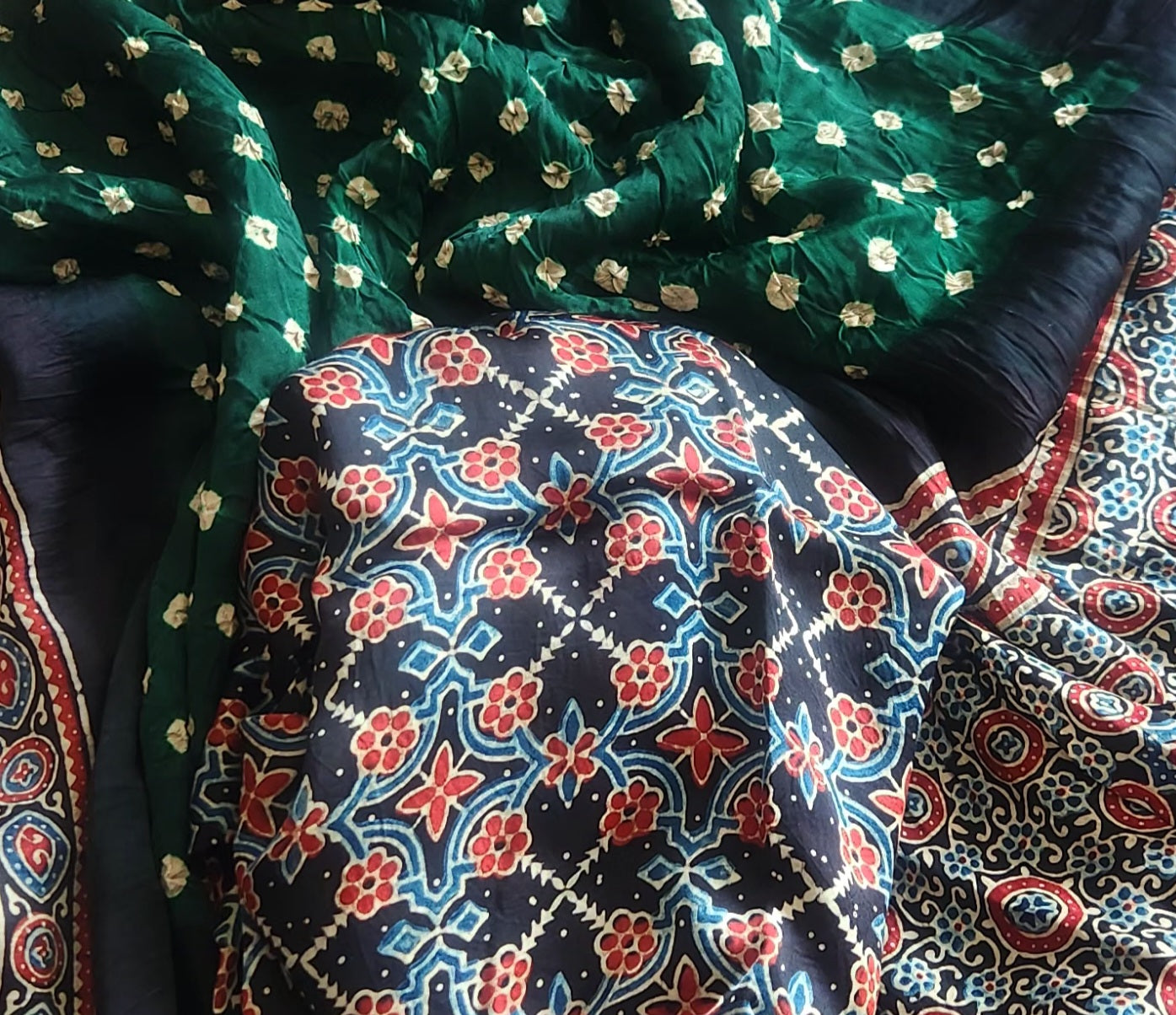 bandhani saree green saree mehndi look saree fo rmehndi function ajrakh saree