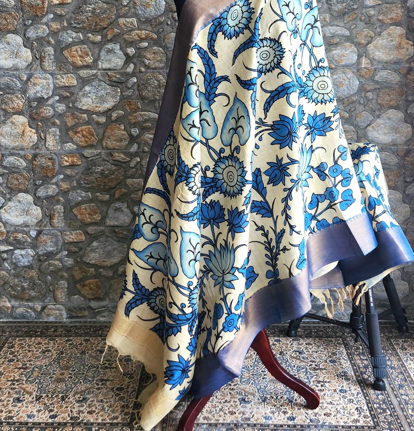 blue lotus dupatta pen kalamkari dupatta