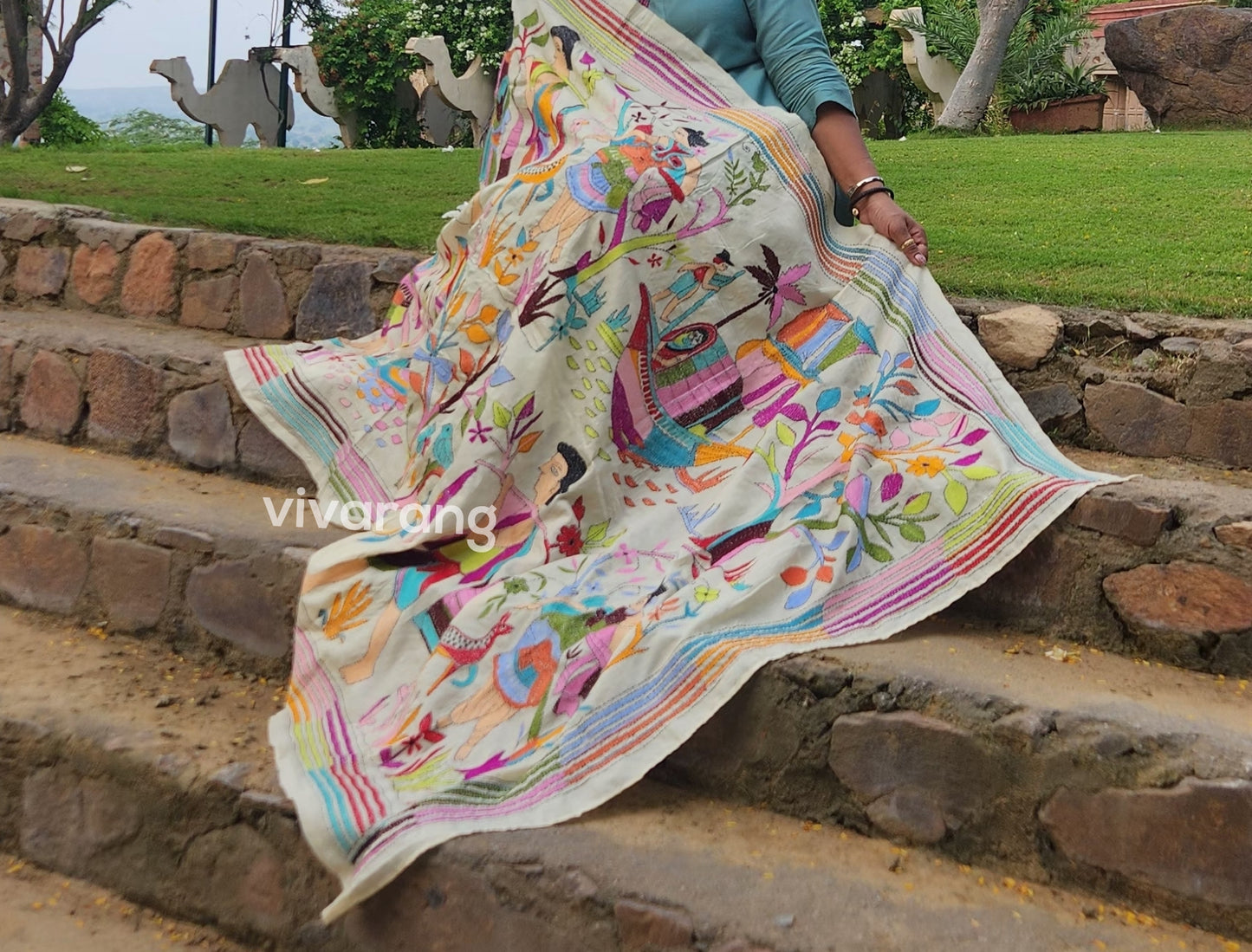 kantha dupatta Shakuntala dupatta