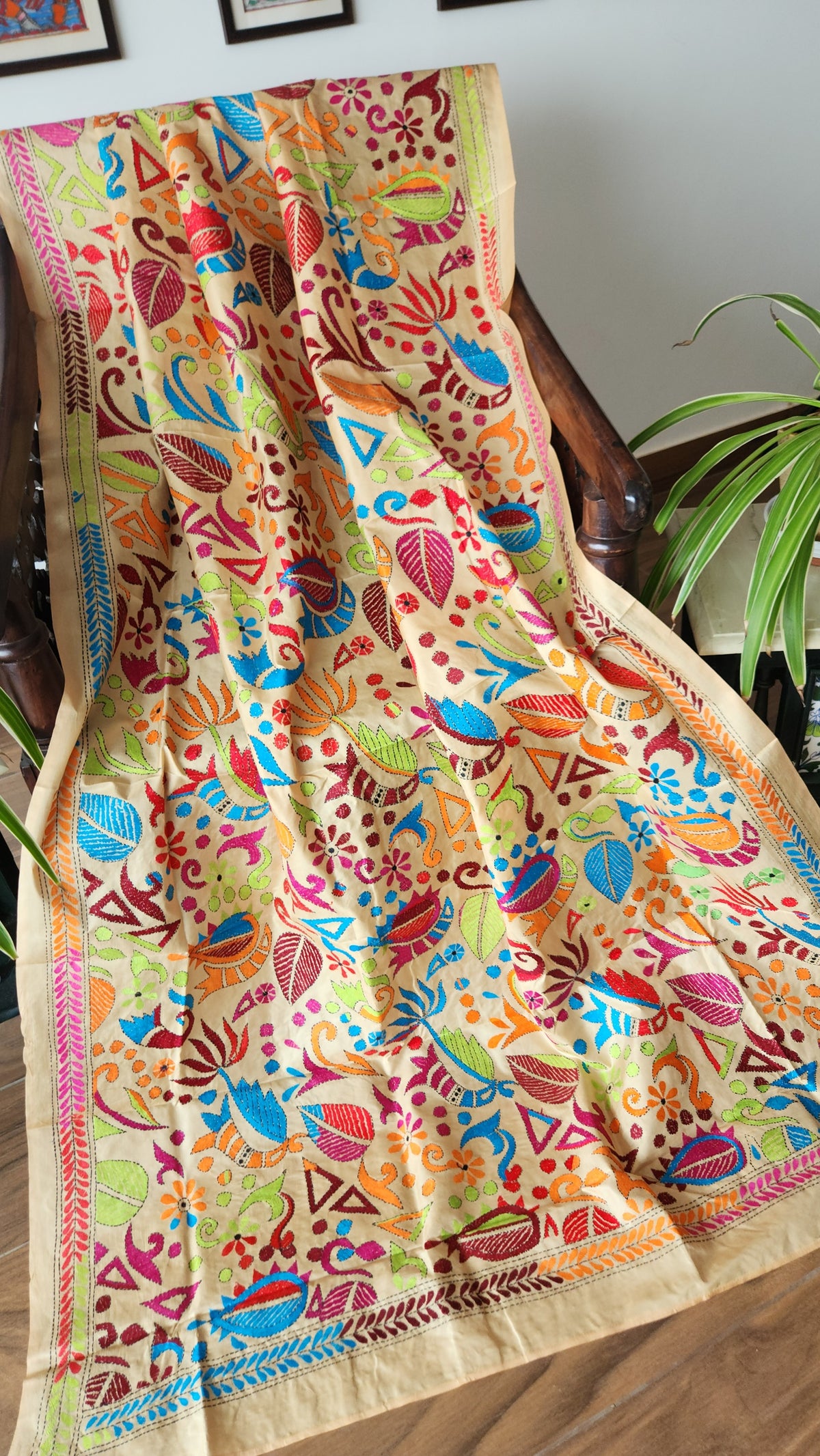 CONTEMPORARY KANTHA DUPATTA