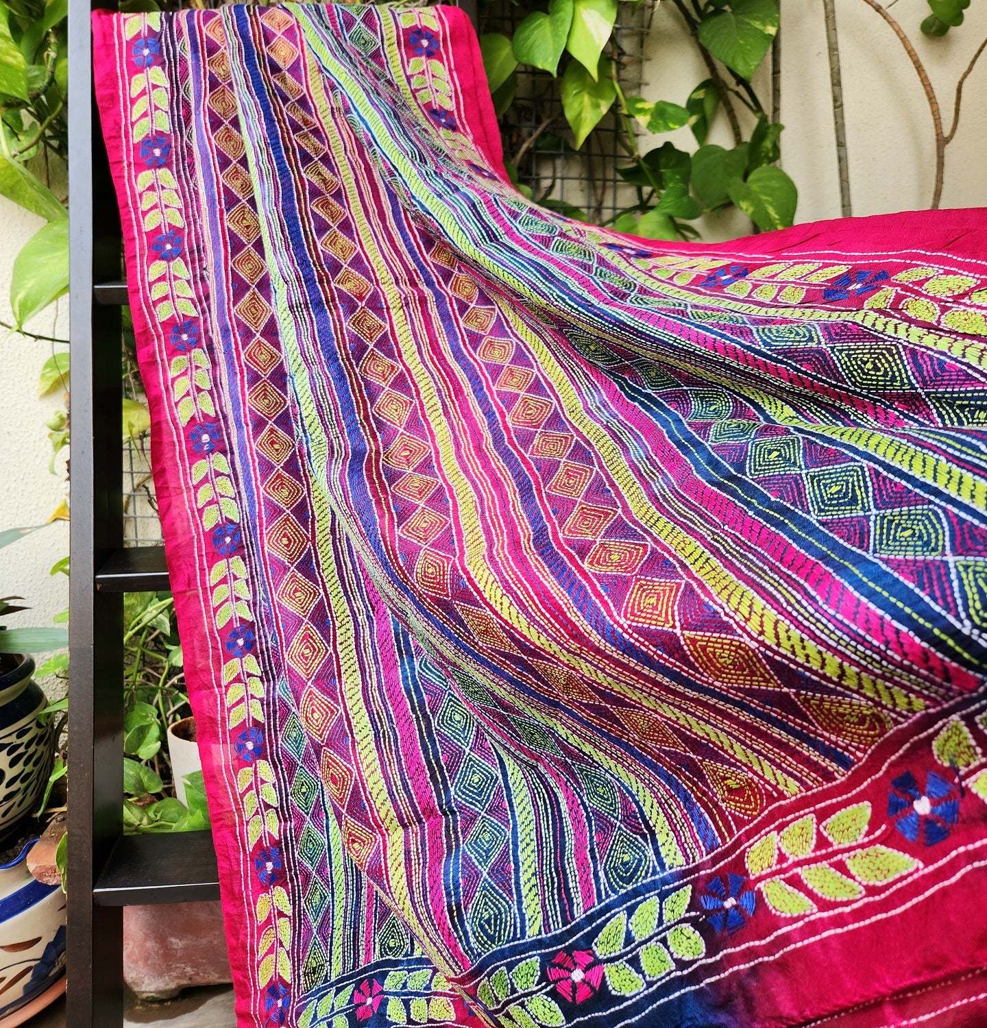 Kantha Dupatta Pink dupatta