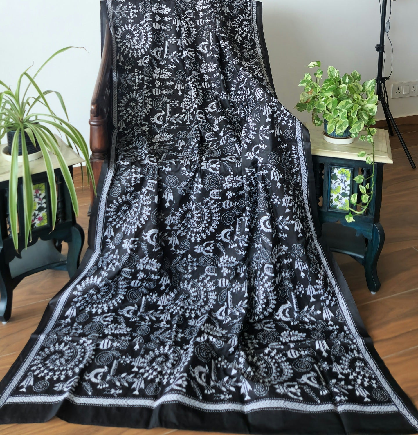 WARLI KANTHA DUPATTA