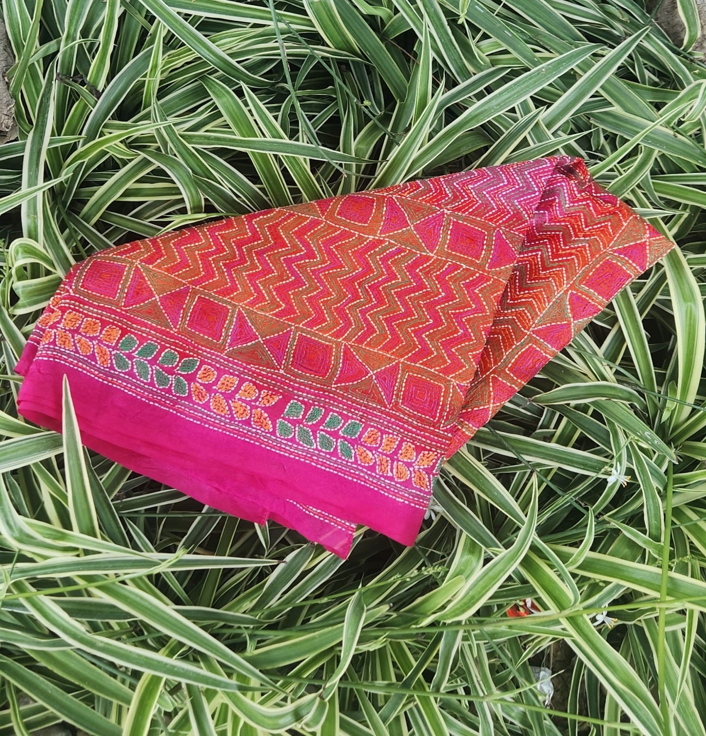 KANTHA DUPATTA
