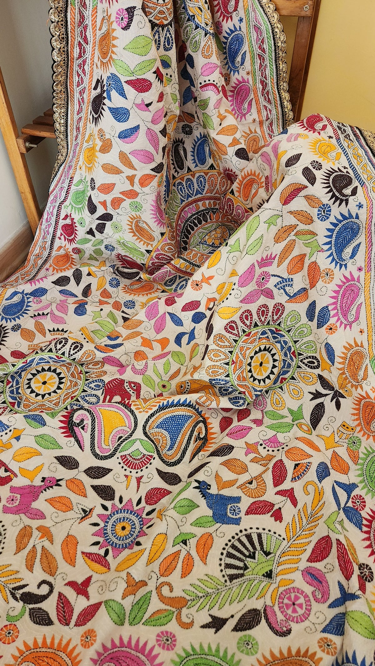 kantha dupatta silk dupatta Pujo shopping handmade dupatta Indian gifts designer dupatta unique dupatta shekantha iTokri
