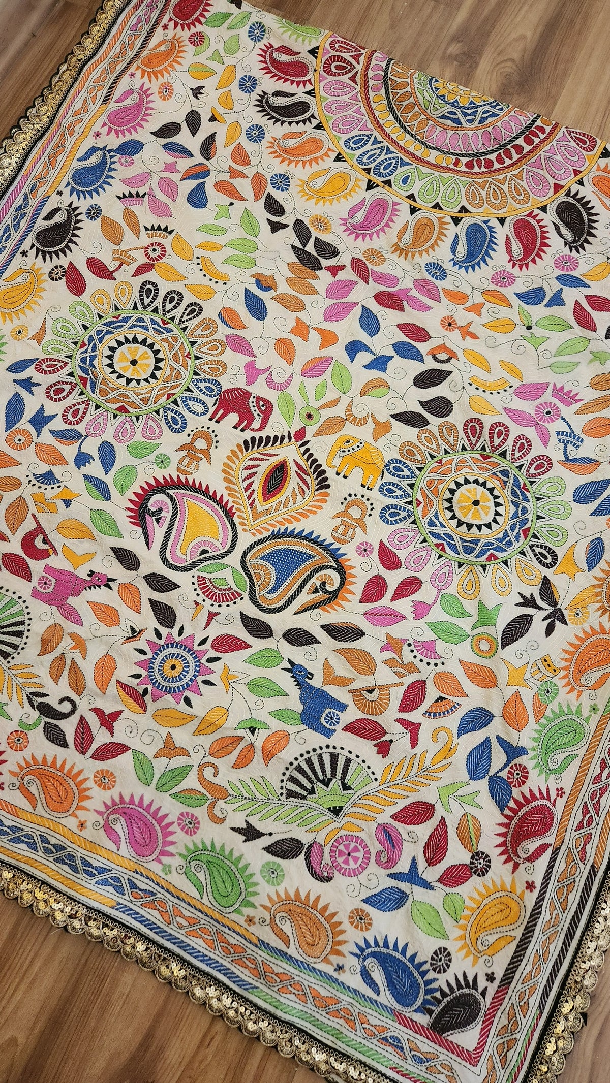 kantha dupatta silk dupatta Pujo shopping handmade dupatta Indian gifts designer dupatta unique dupatta shekantha iTokri