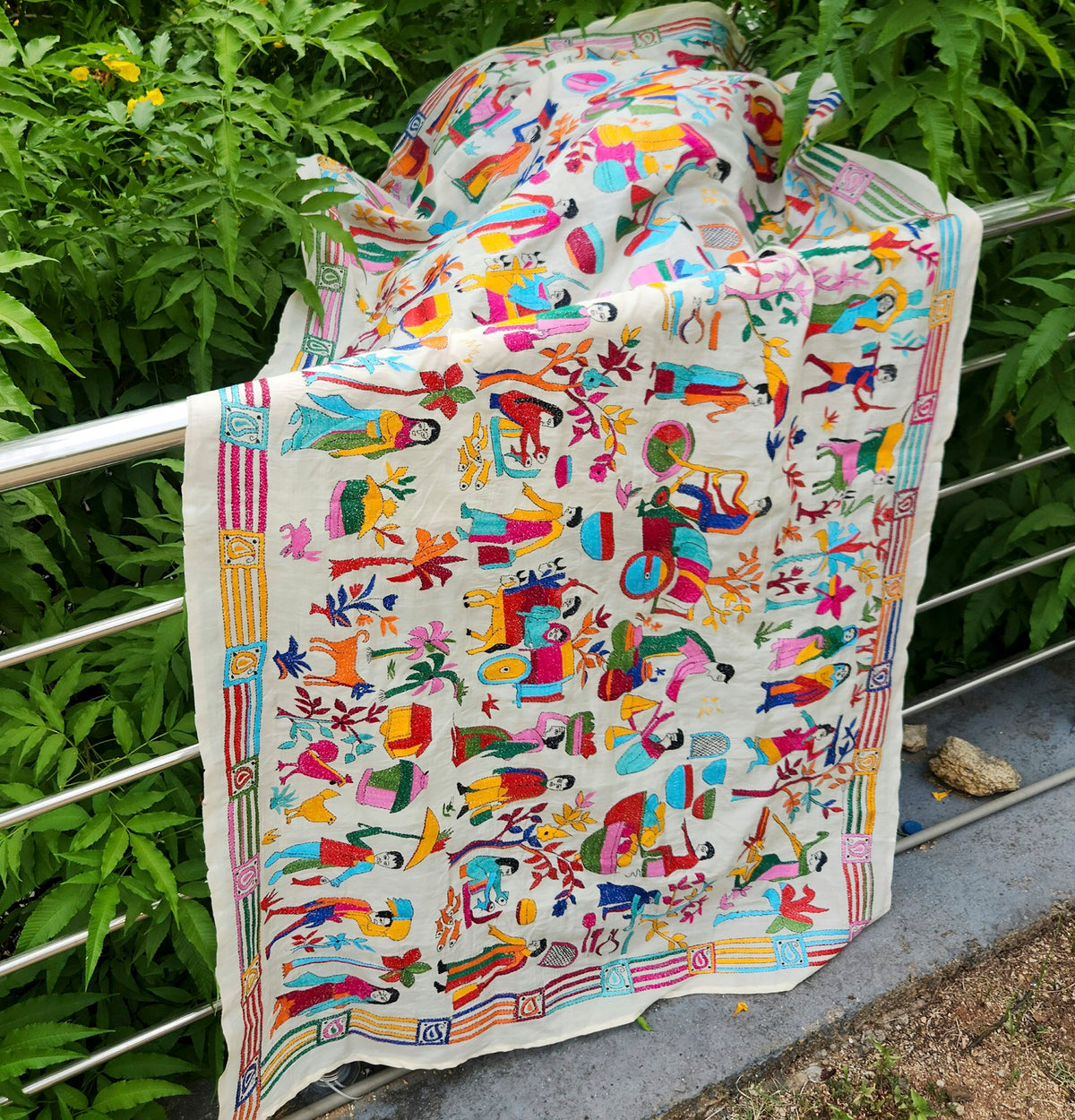 village kantha kantha dupatta handmade dupatta unique dupatta Indian gifts wall decor shekantha itokri