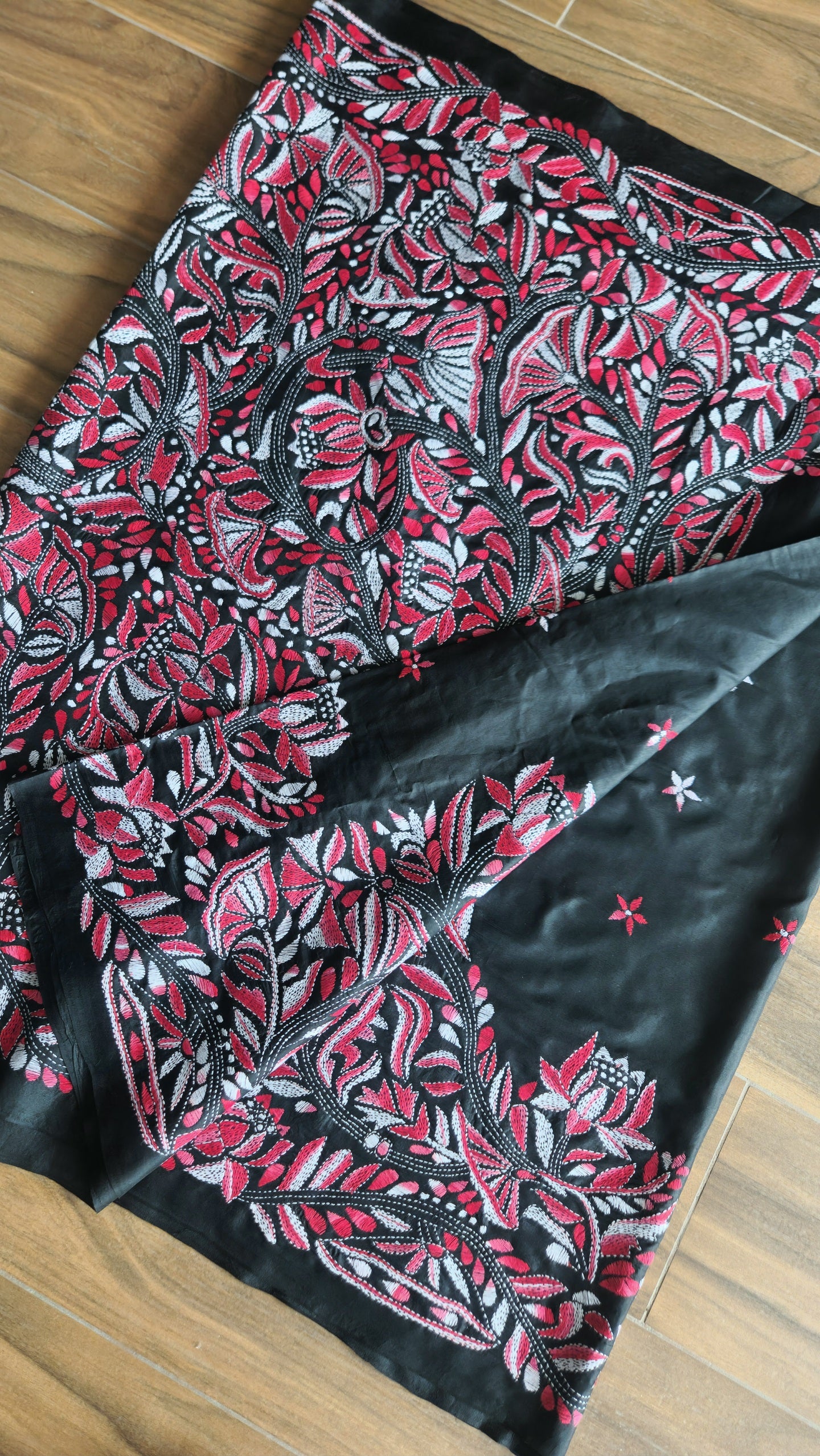KANTHA SAREE - LOTUS POND