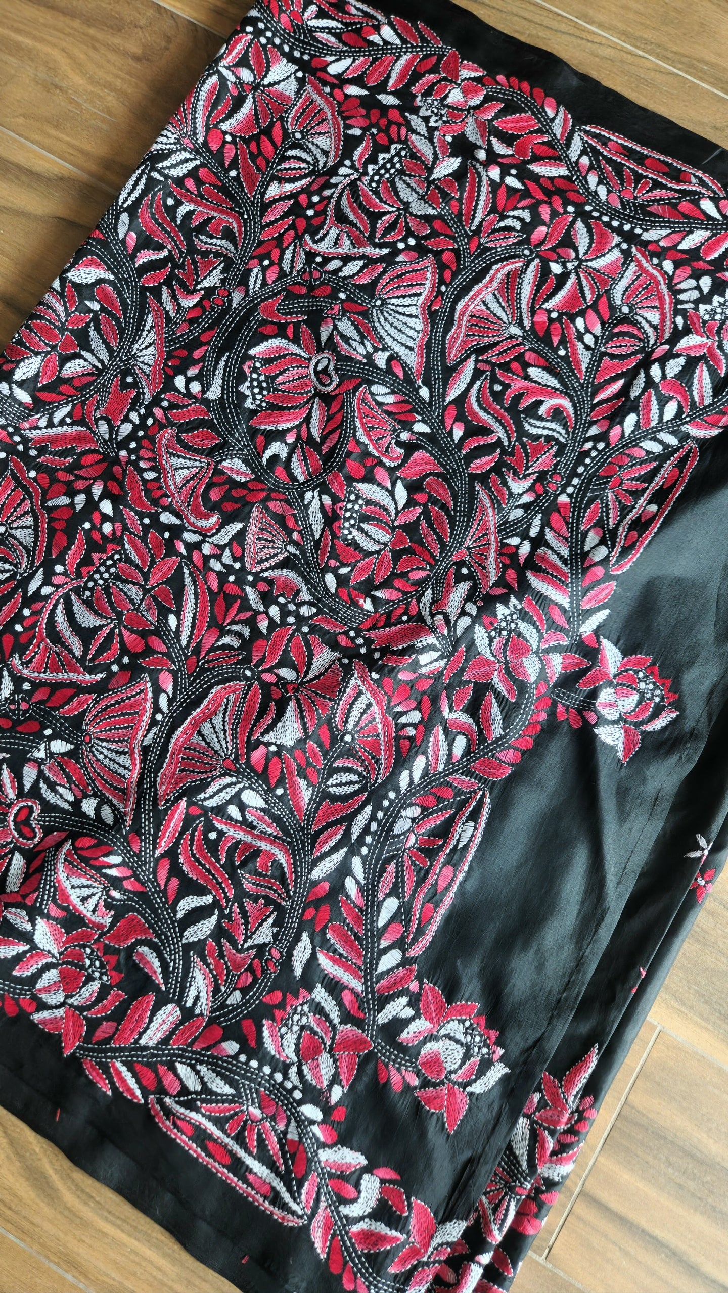 KANTHA SAREE - LOTUS POND