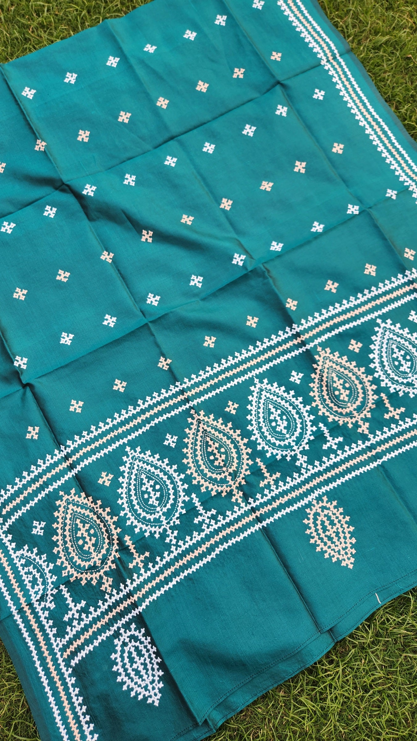kutchwork dupatta kantha dupatta