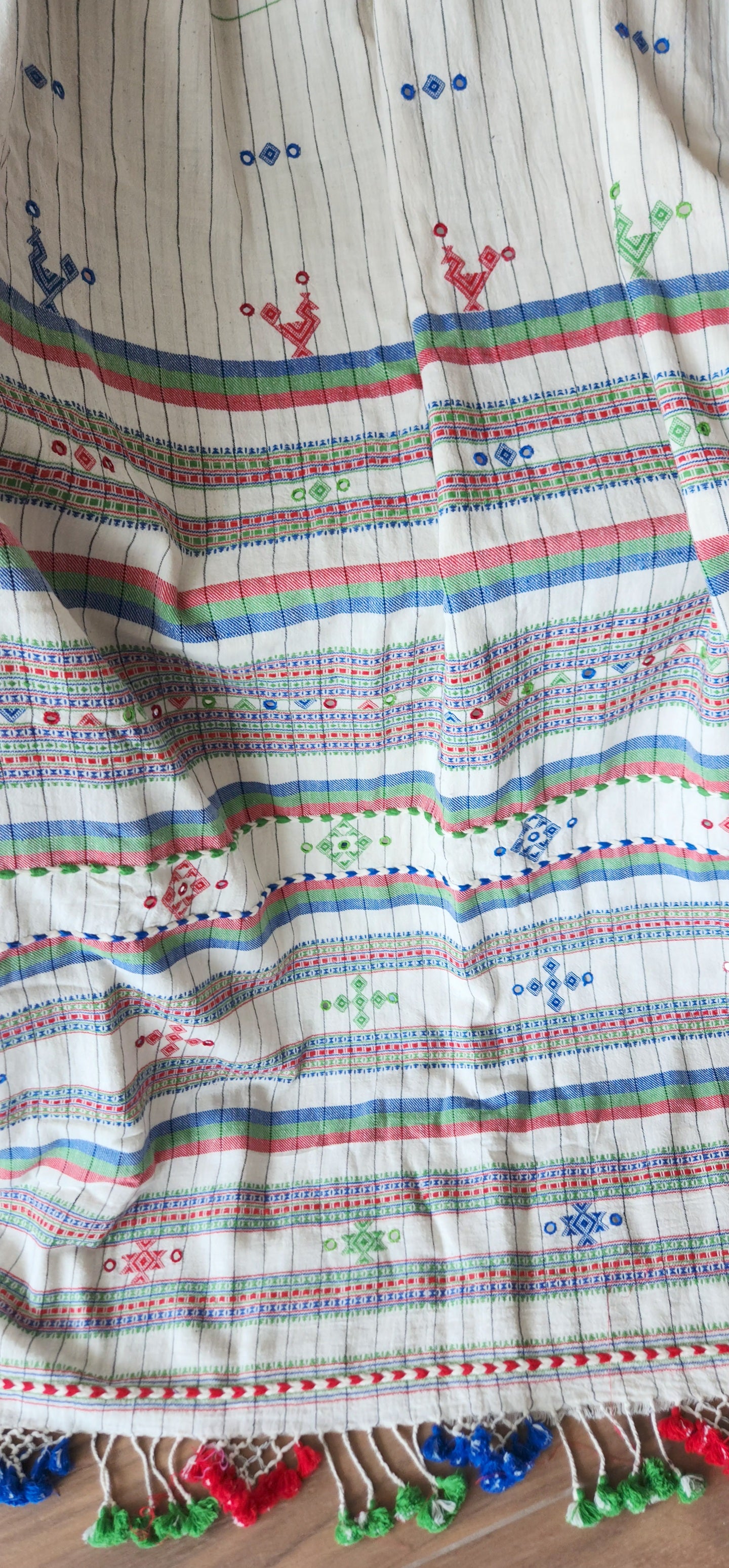 saree for handloom day handloom saree Bhujodi saree Indian sarees mirrorwork saree handmade saree iTokri Gaatha