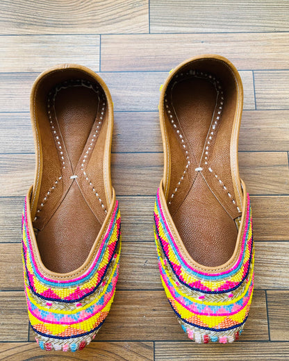 HANDCRAFTED MOJRI