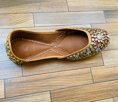 HANDCRAFTED MOJRI