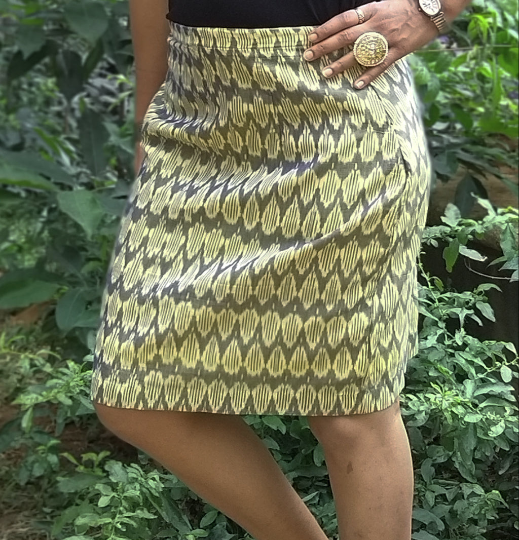 STRAIGHT SKIRT