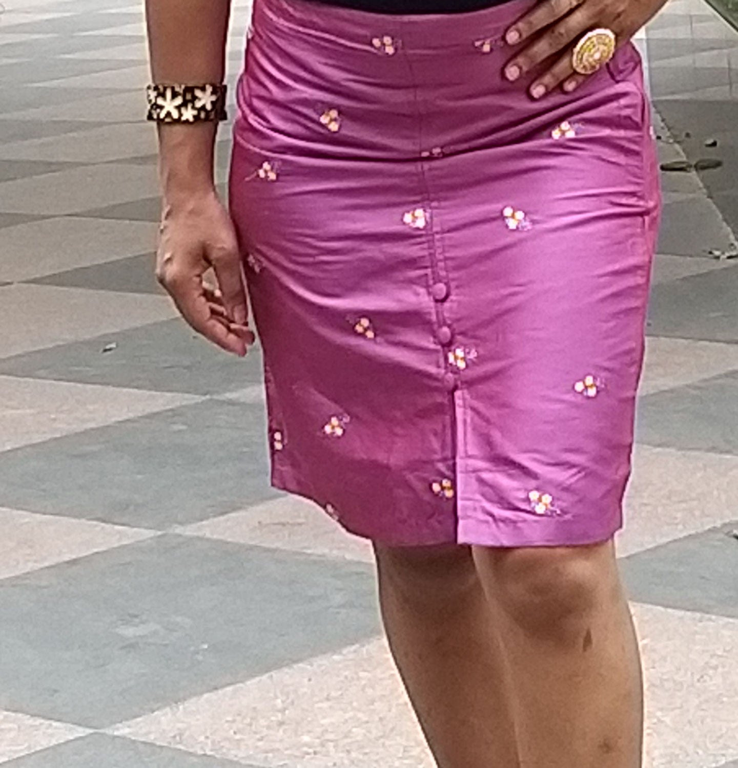 STRAIGHT SKIRT